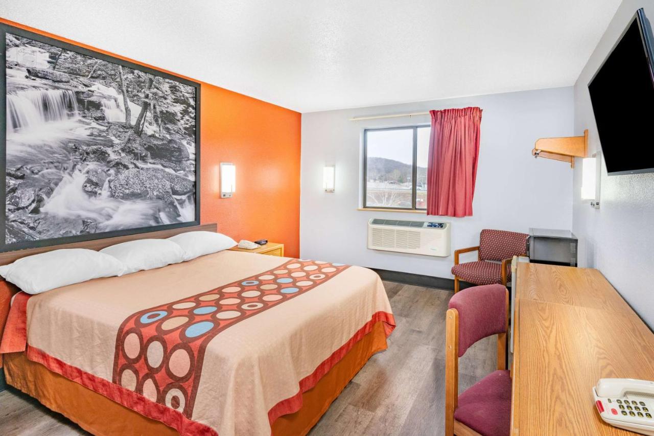 Super 8 By Wyndham Waynesburg Otel Dış mekan fotoğraf