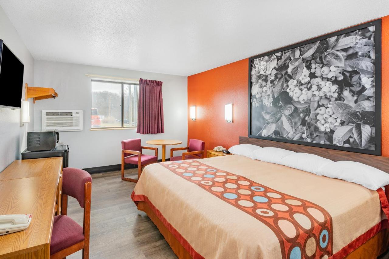 Super 8 By Wyndham Waynesburg Otel Dış mekan fotoğraf