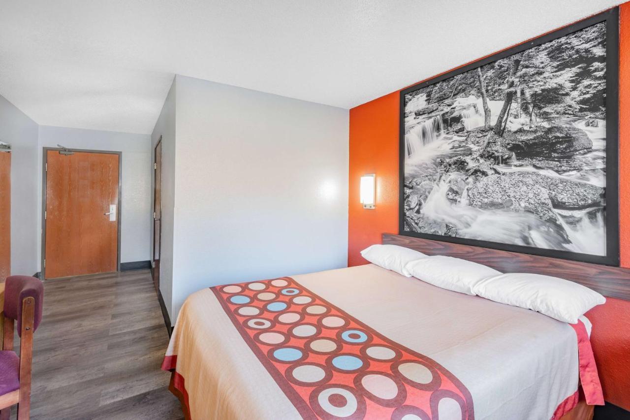 Super 8 By Wyndham Waynesburg Otel Dış mekan fotoğraf