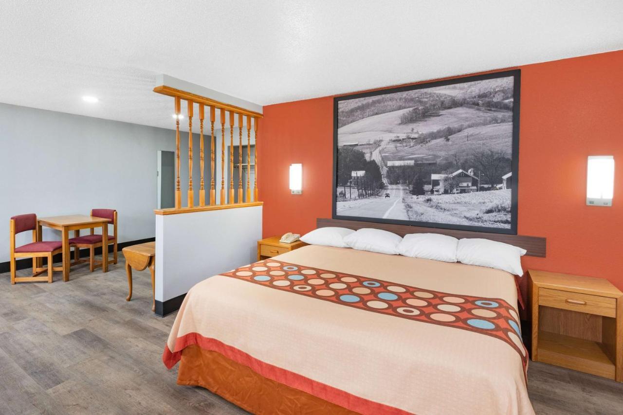 Super 8 By Wyndham Waynesburg Otel Dış mekan fotoğraf